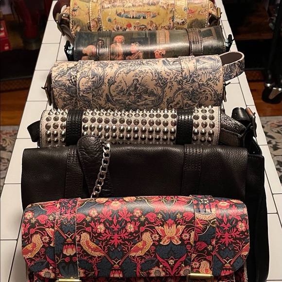 Meet your Posher, Jaclyn - Picture 1 of 1